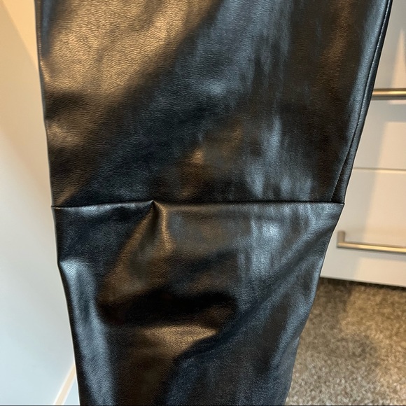 Marc Cain designer leather leggings - Picture 7 of 11